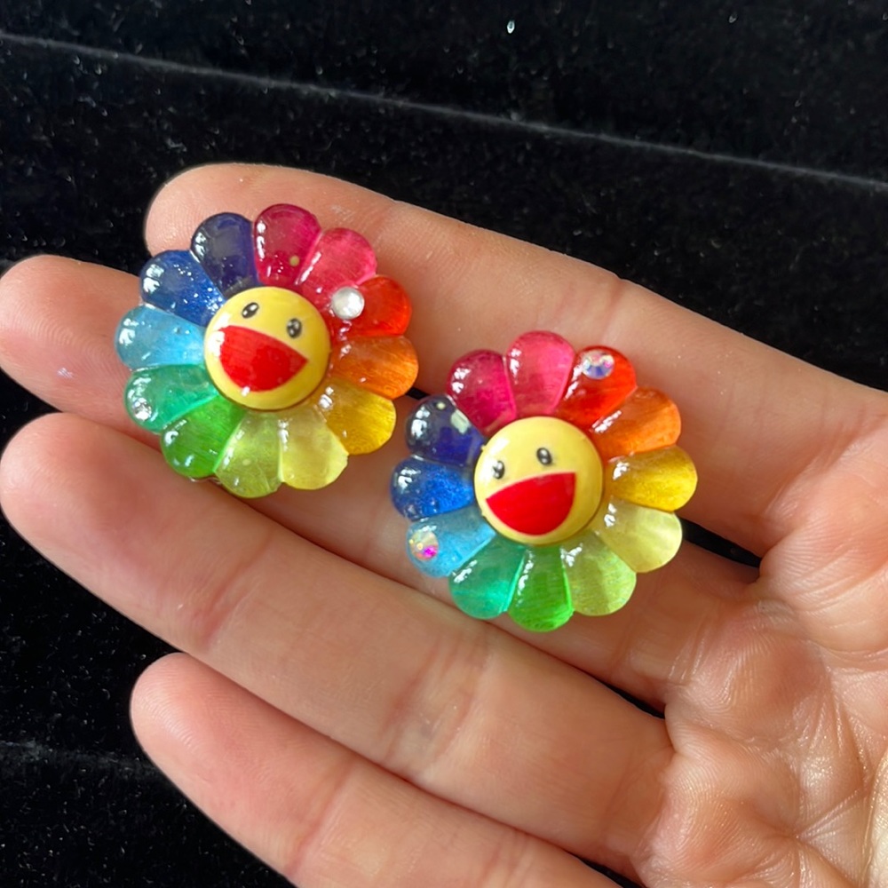 Smiley face smiling rainbow daisy flower post earrings with rhinestones